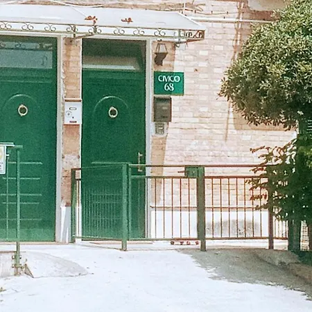 Civico 68 Apartman